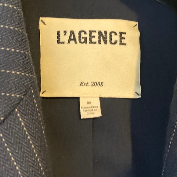 L'Agence Chamberlain Pinstripe Blazer - Picture 4 of 6